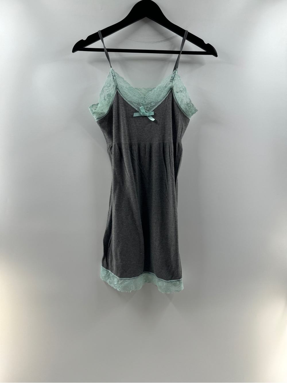 Simply Chic Gray Ribbed Lace Sleep Dress – Women's Medium